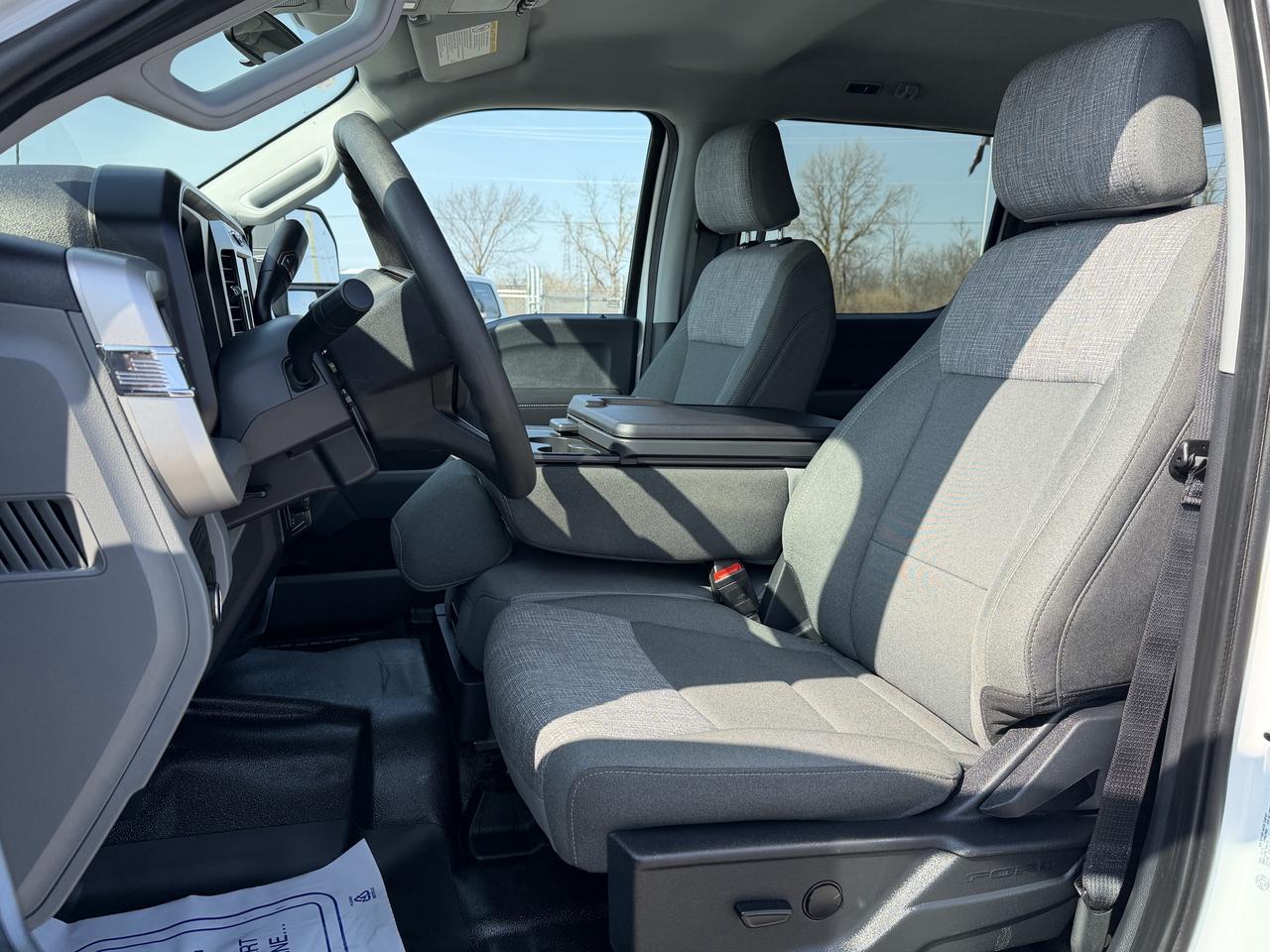 2025 Ford F-250 XLT 4WD Crew Cab 8' Box Photo