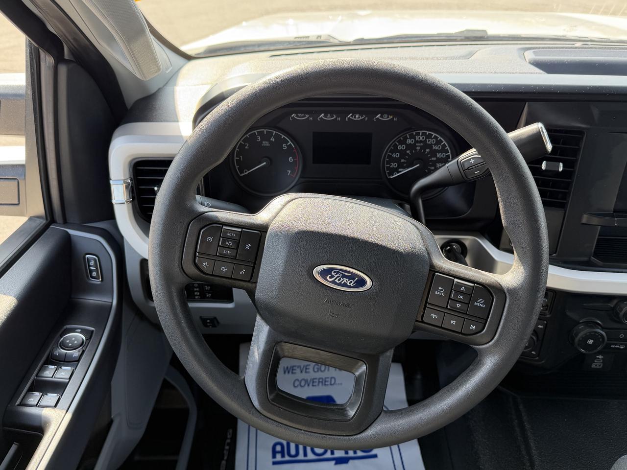 2025 Ford F-250 XLT 4WD Crew Cab 8' Box Photo