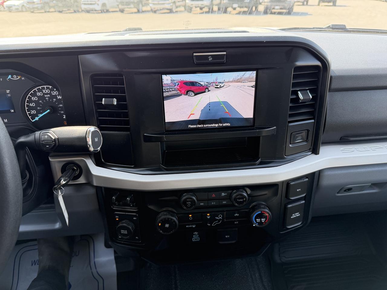 2025 Ford F-250 XLT 4WD Crew Cab 8' Box Photo