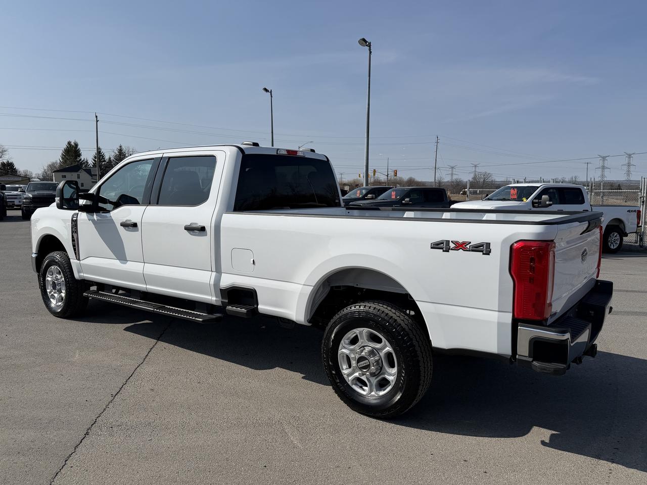 2025 Ford F-250 XLT 4WD Crew Cab 8' Box Photo4
