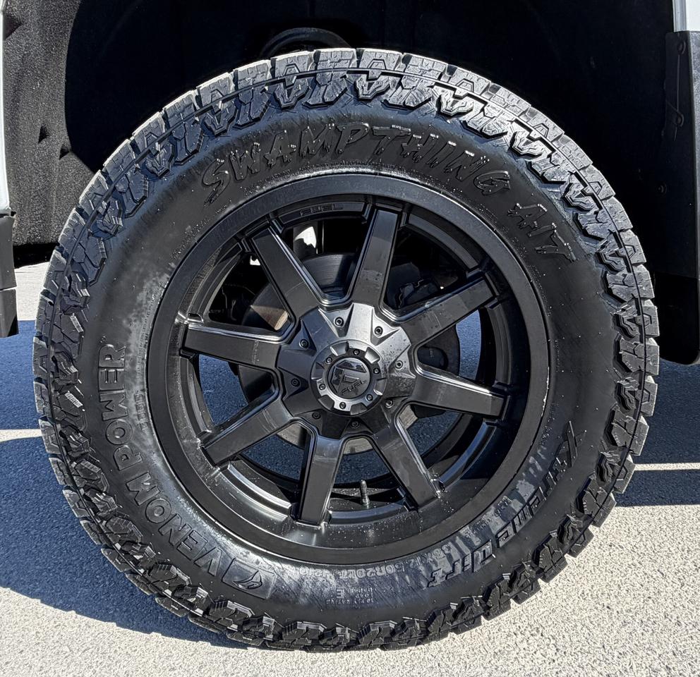 2016 Chevrolet Silverado 1500 4WD Crew Cab 143.5  LT Photo