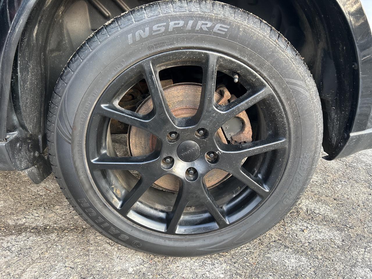 13729352
