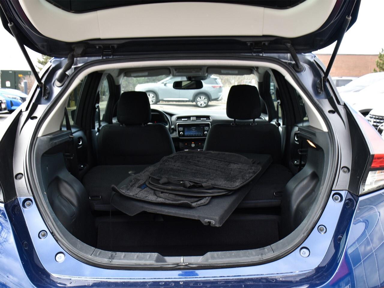 2018 Nissan Leaf SV, FUEL SAVER, HEATED SEATS, GPS Photo