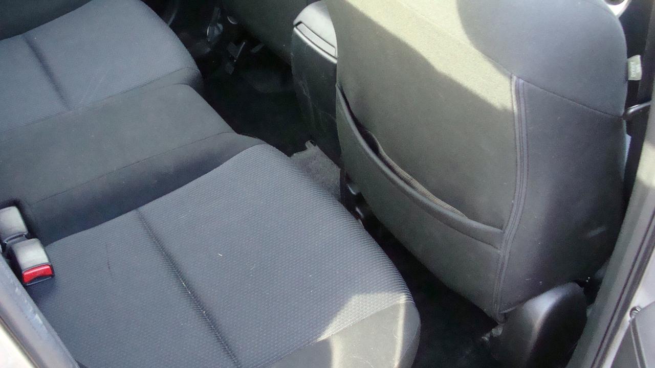 2010 Mazda MAZDA3 4dr Sdn Man GX*NEW PRICE!*DRIVES PERFECT!* Photo