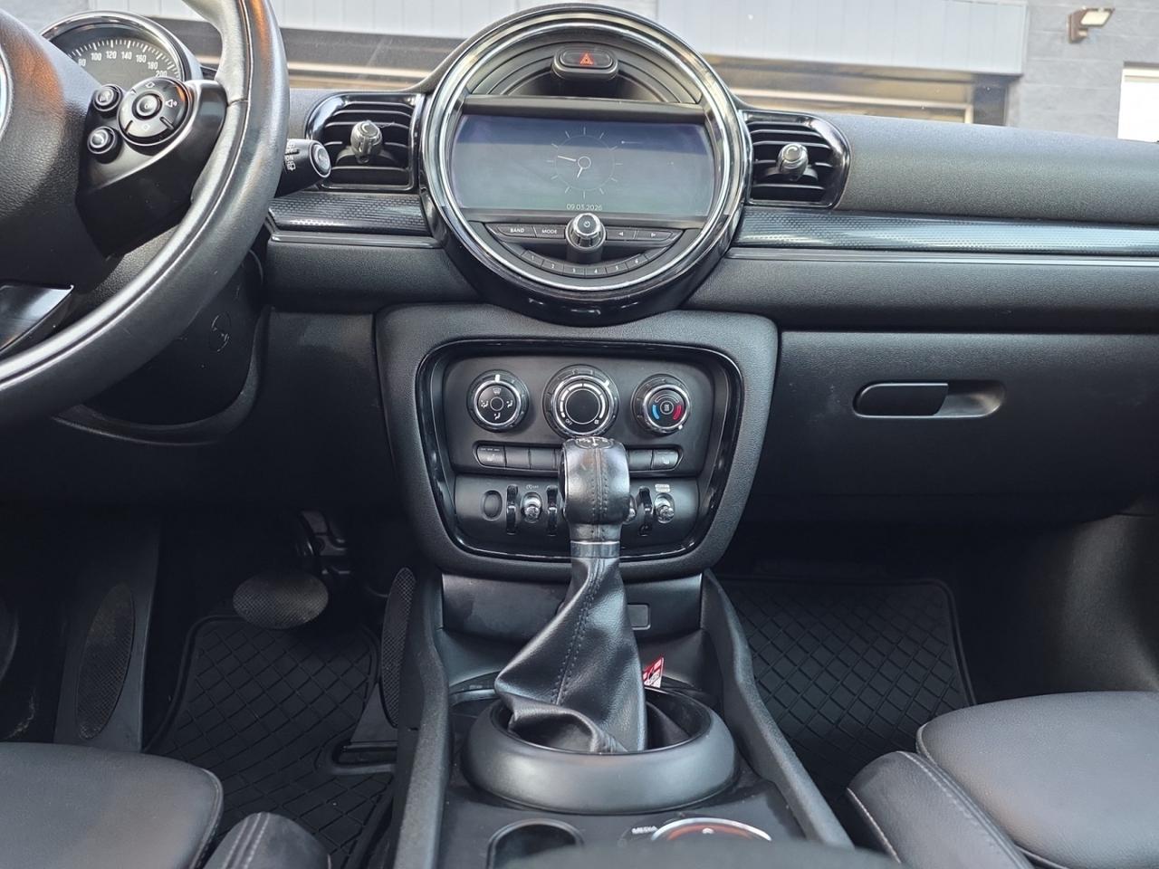 2019 MINI Clubman Cooper S ALL4 * NO ACCIDENTS / NAVI / CAMERA / PAN Photo
