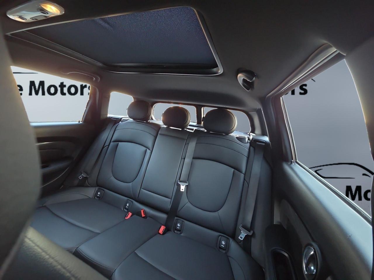 2019 MINI Clubman Cooper S ALL4 * NO ACCIDENTS / NAVI / CAMERA / PAN Photo