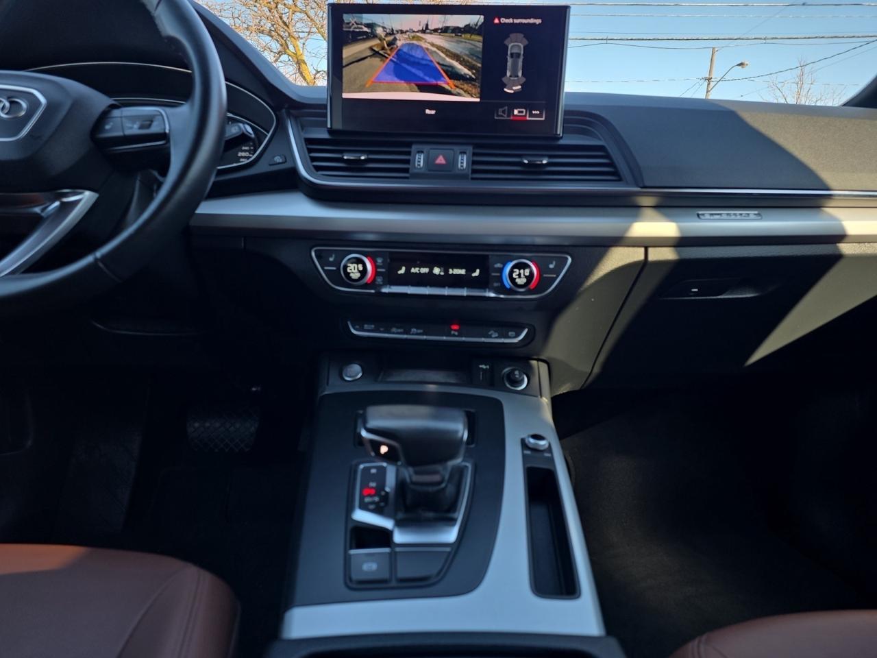 2022 Audi Q5 NO ACCIDENTS / 1 OWNER / VERY LOW KM / BROWN INTER Photo