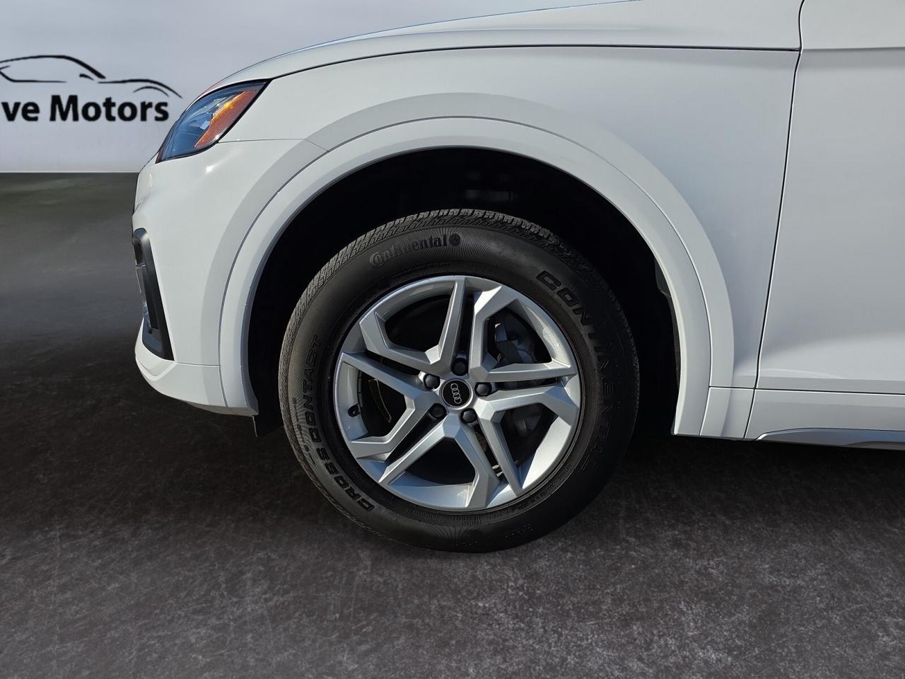 2022 Audi Q5 NO ACCIDENTS / 1 OWNER / VERY LOW KM / BROWN INTER Photo