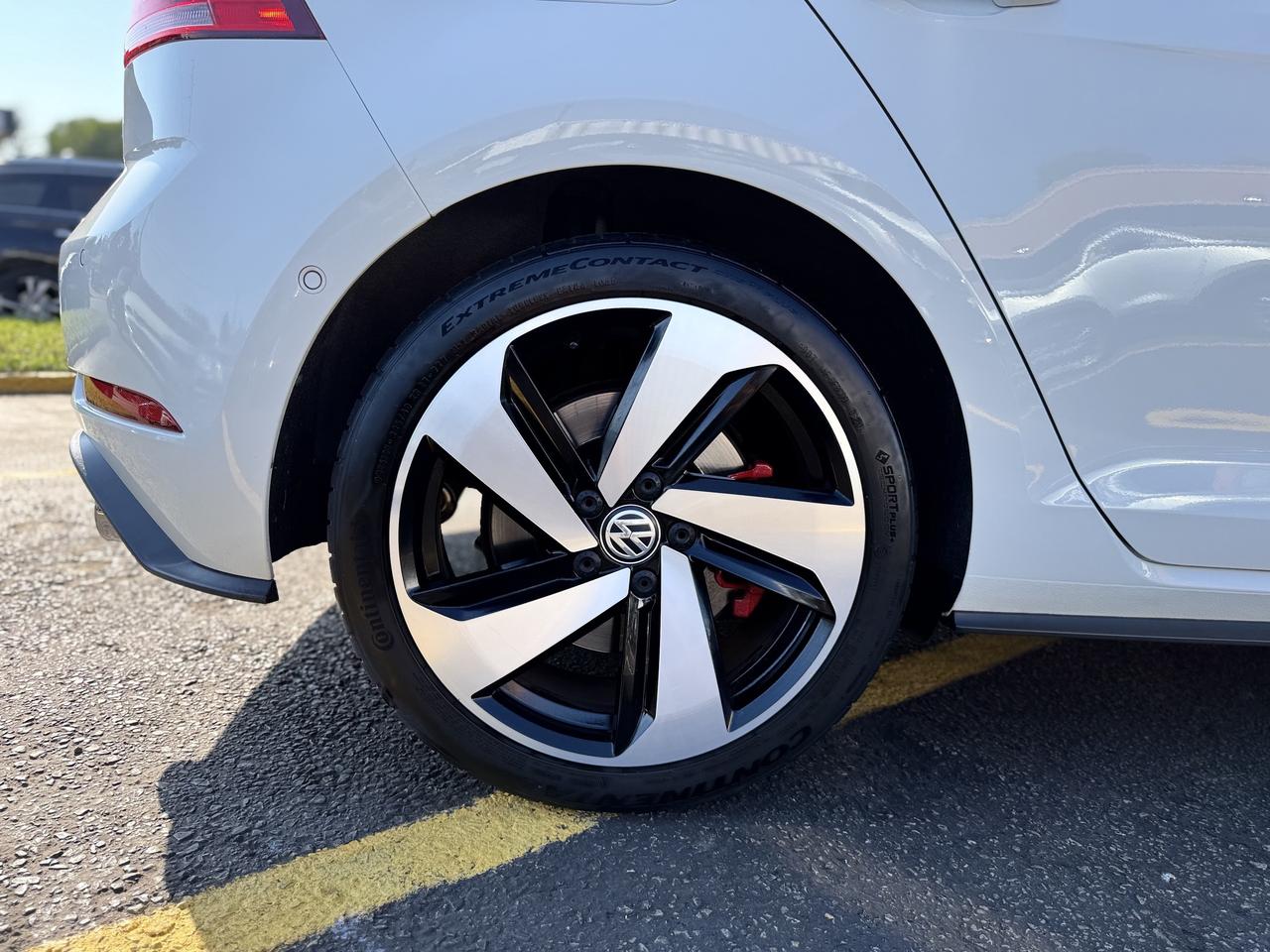 2018 Volkswagen Golf GTI Autobahn DSG   MINT! Photo