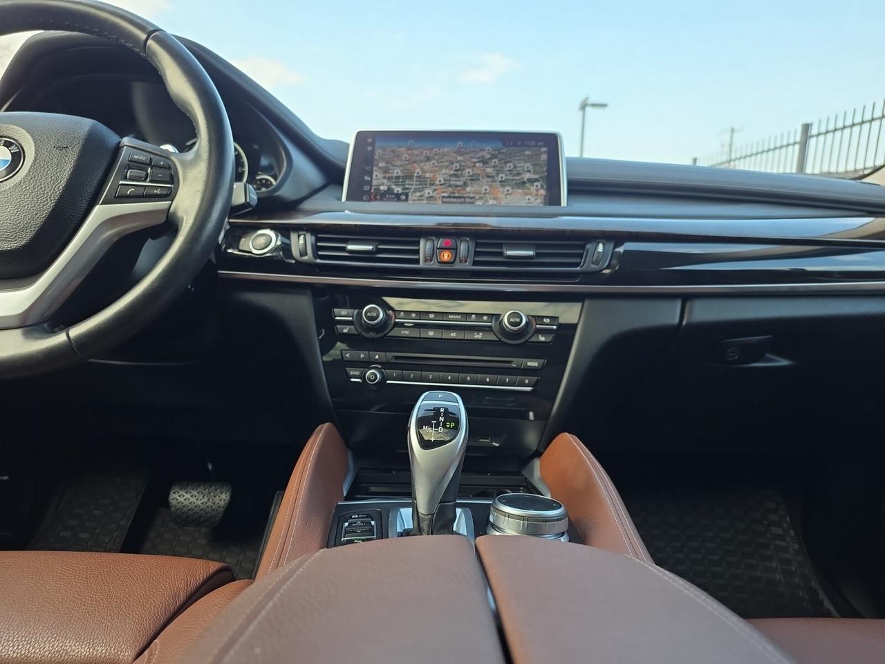 2019 BMW X6 XDrive35i * NO ACCIDENTS / BROWN INT / DRIVER ASSI Photo