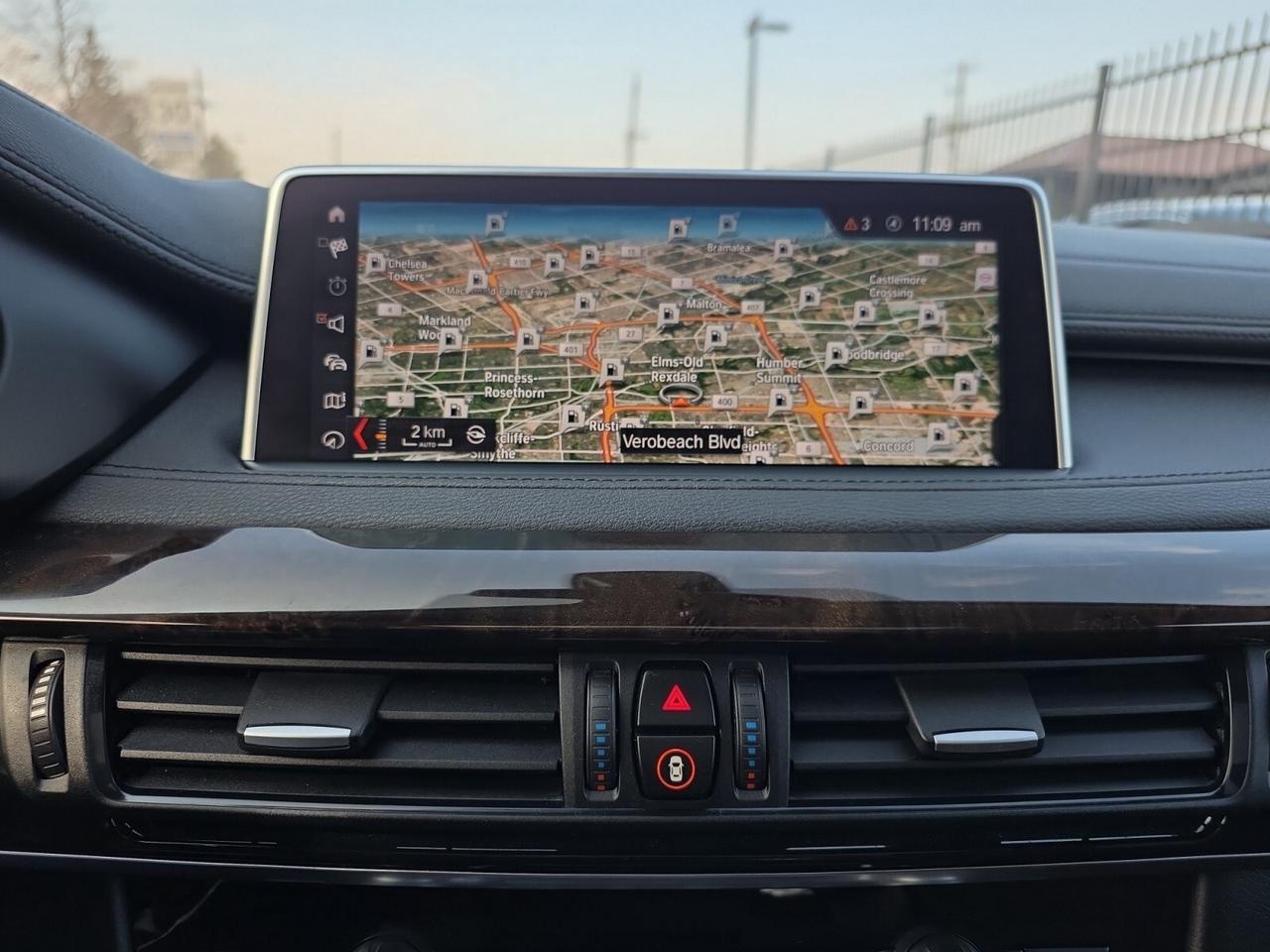 2019 BMW X6 XDrive35i * NO ACCIDENTS / BROWN INT / DRIVER ASSI Photo