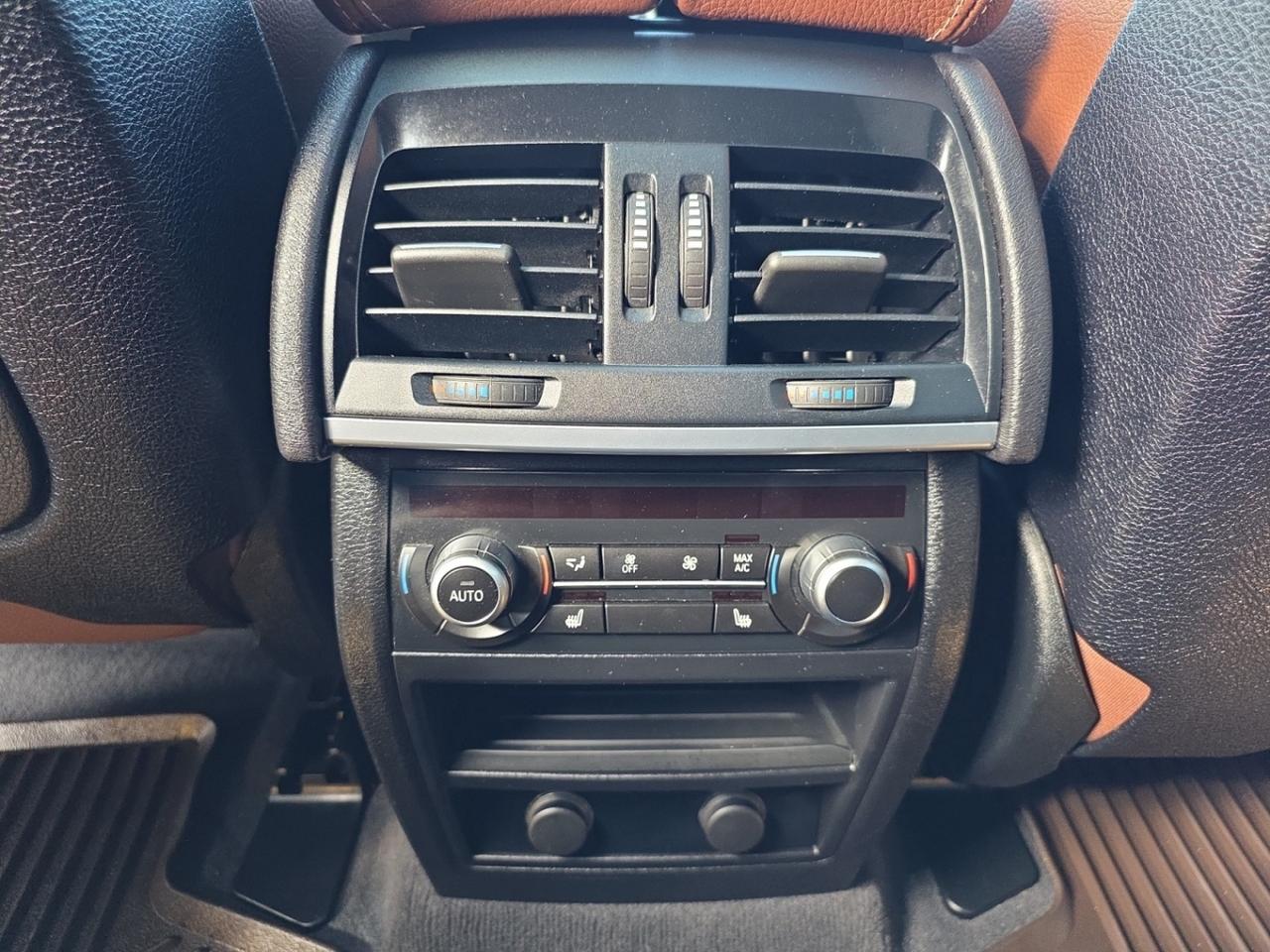 2019 BMW X6 XDrive35i * NO ACCIDENTS / BROWN INT / DRIVER ASSI Photo