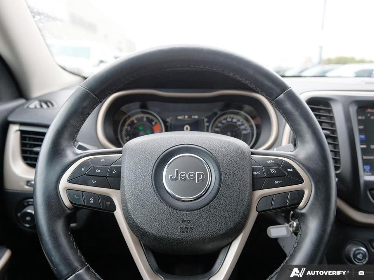 2018 Jeep Cherokee NORTH FWD Photo