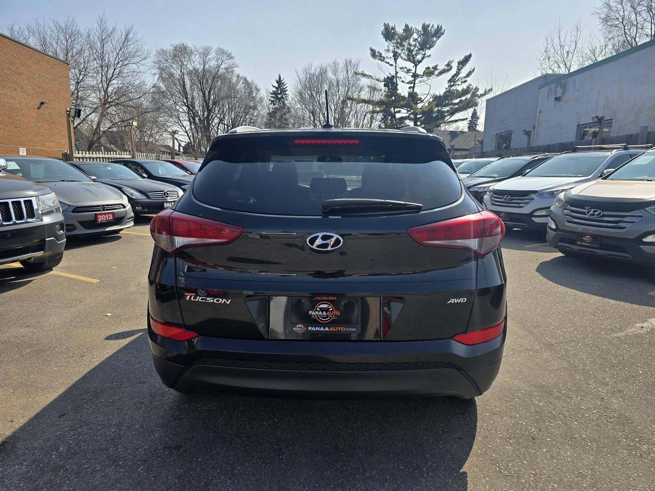 2016 Hyundai Tucson AWD 4DR 2.0L PREMIUM Photo