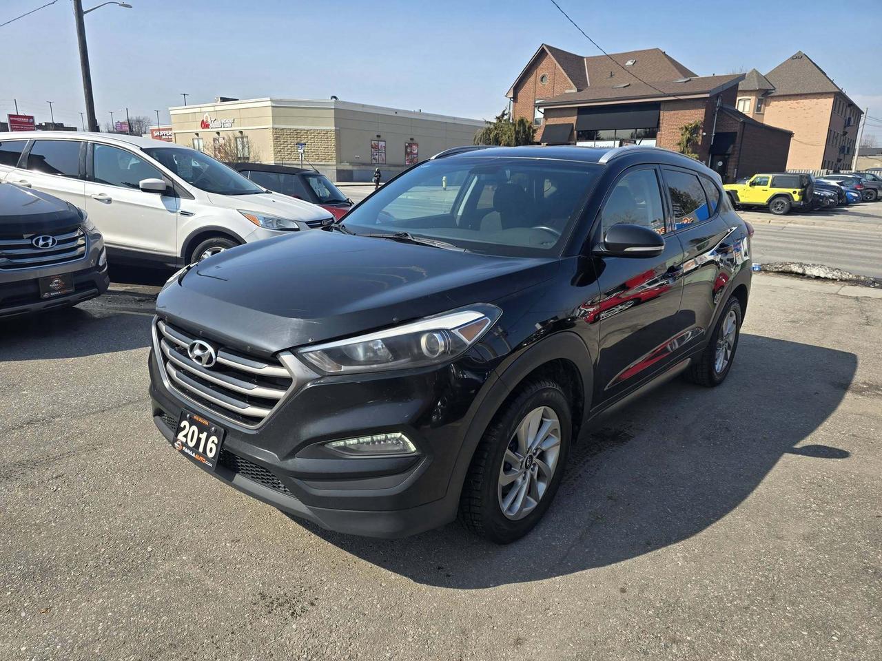 2016 Hyundai Tucson AWD 4DR 2.0L PREMIUM Photo