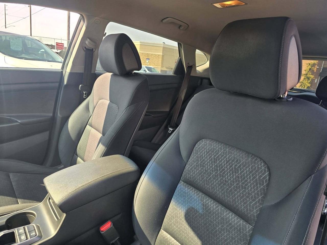2016 Hyundai Tucson AWD 4DR 2.0L PREMIUM Photo