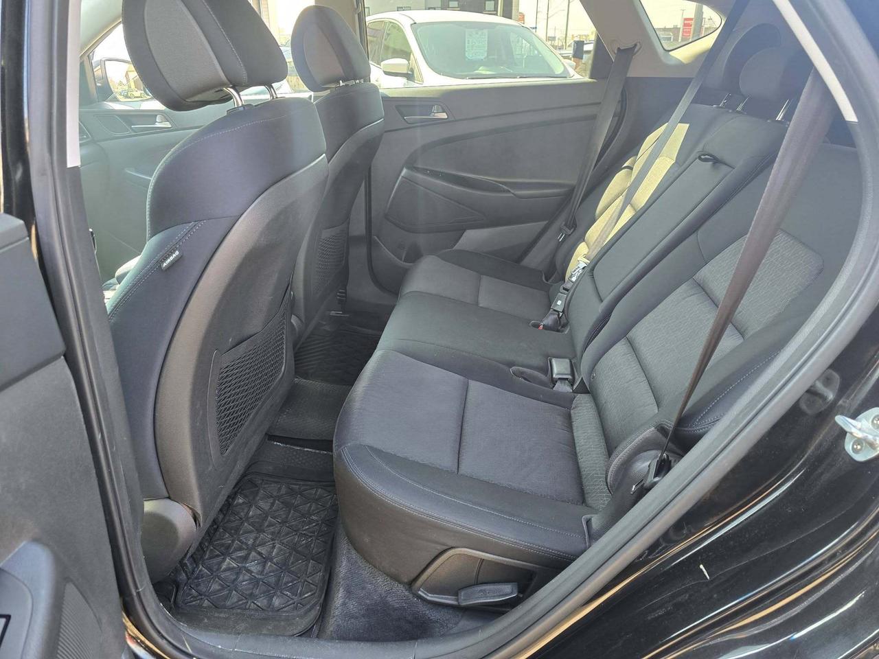2016 Hyundai Tucson AWD 4DR 2.0L PREMIUM Photo