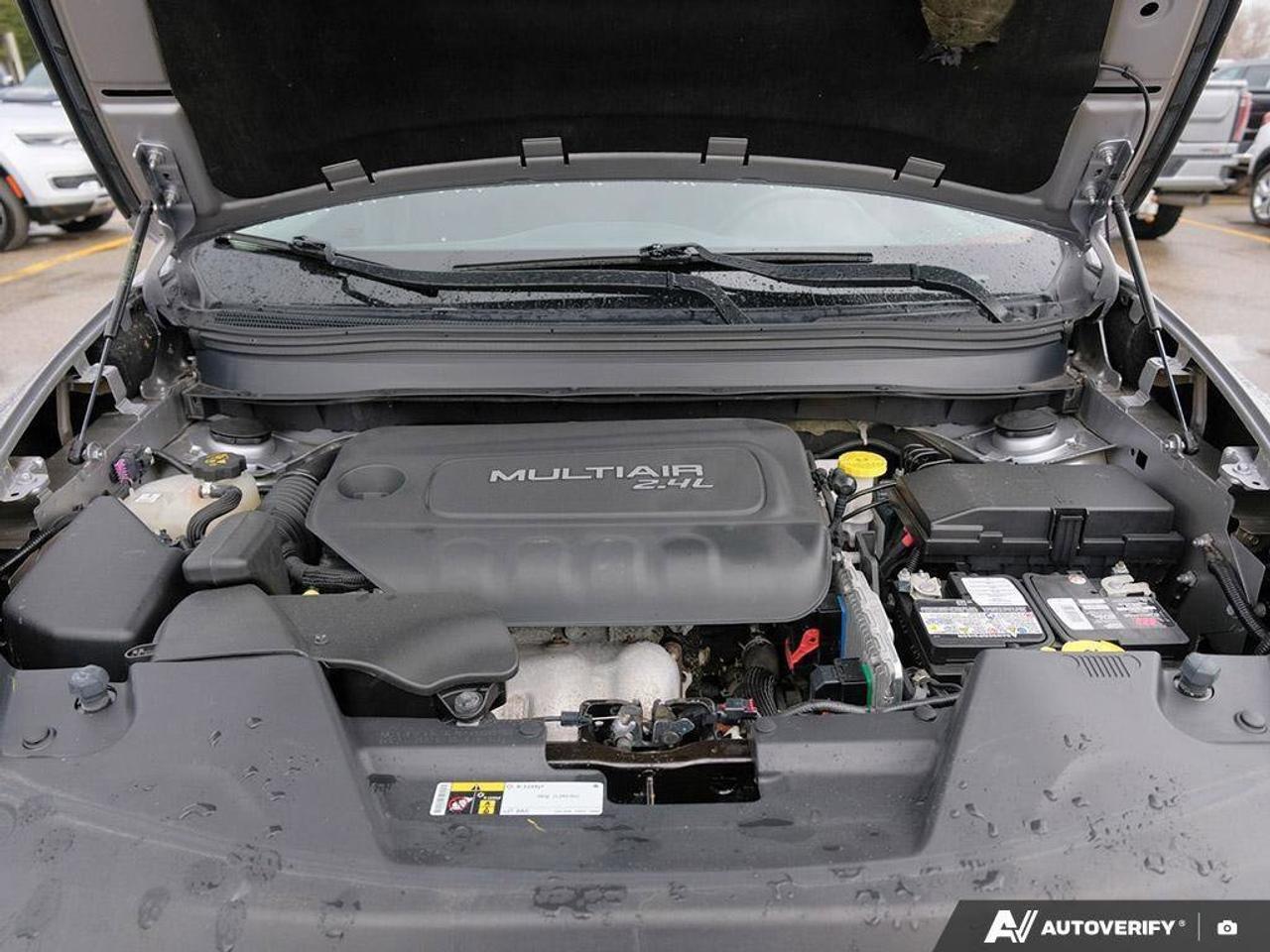 2018 Jeep Cherokee LatitudeLATITUDE, 2.4L 4-CYLINDER, FWD, CLOTH, AST Photo