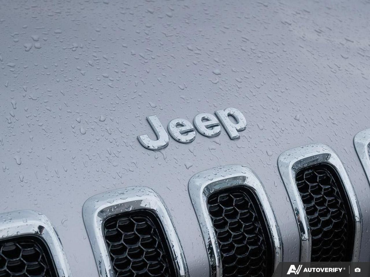 2018 Jeep Cherokee LatitudeLATITUDE, 2.4L 4-CYLINDER, FWD, CLOTH, AST Photo
