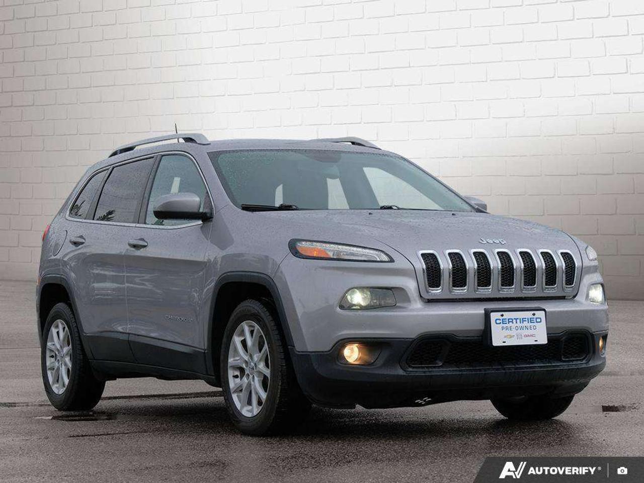 2018 Jeep Cherokee LATITUDE, 2.4L 4-CYLINDER, FWD, CLOTH, ASTRADED CERTIFIED! Photo