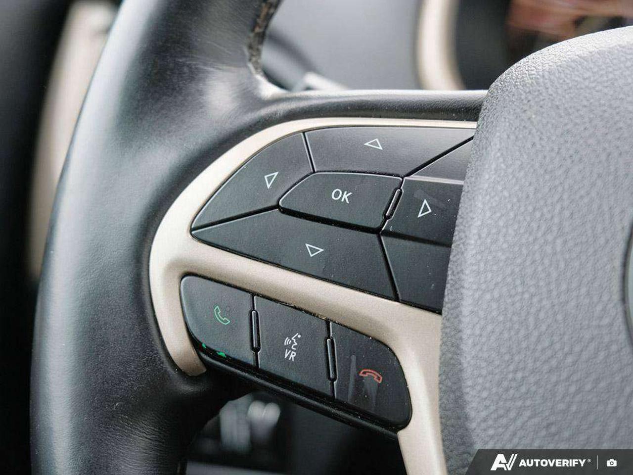 2018 Jeep Cherokee LATITUDE, 2.4L 4-CYLINDER, FWD, CLOTH, ASTRADED CERTIFIED! Photo