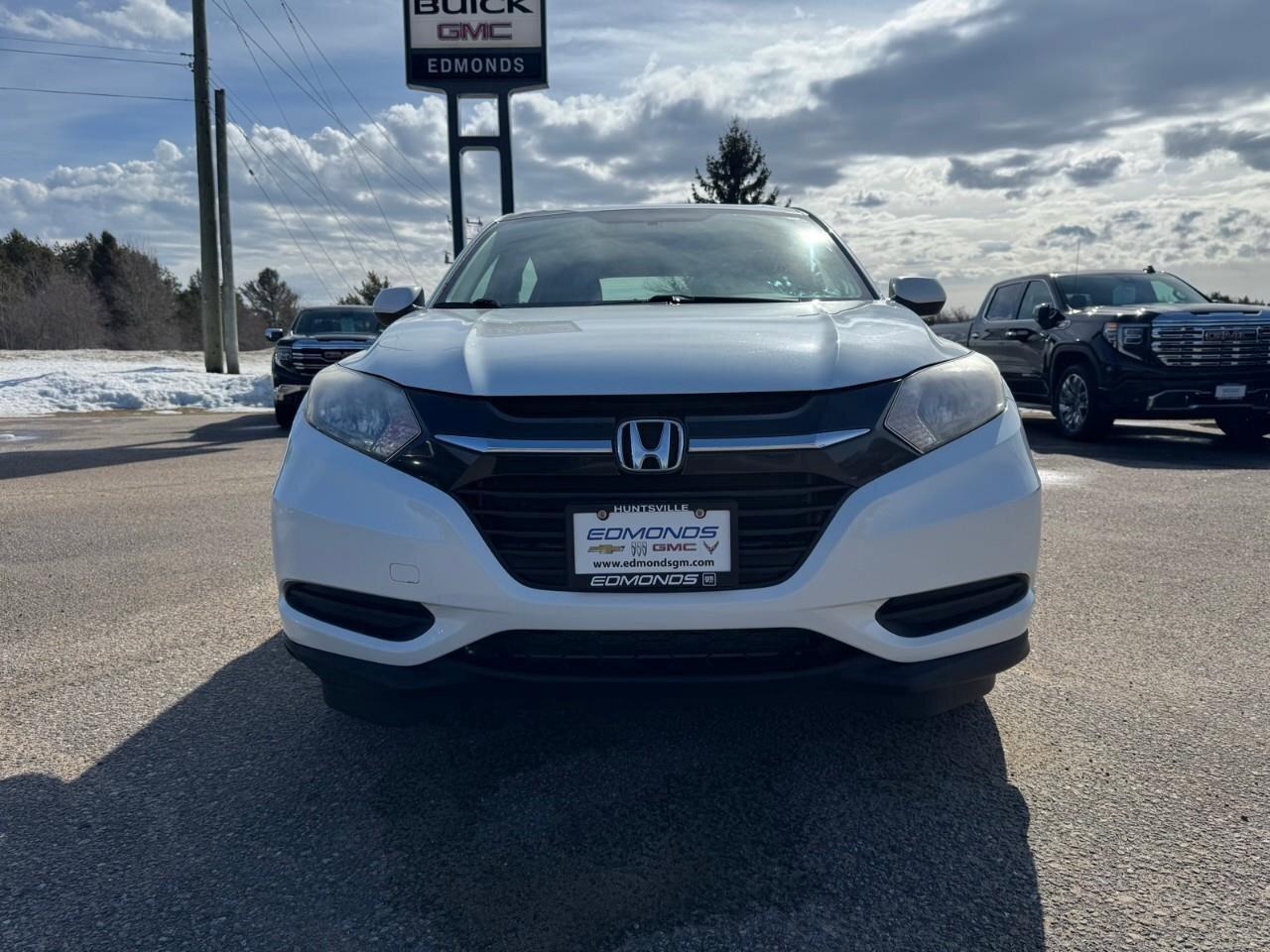 2016 Honda HR-V 4WD 4dr CVT LX Photo