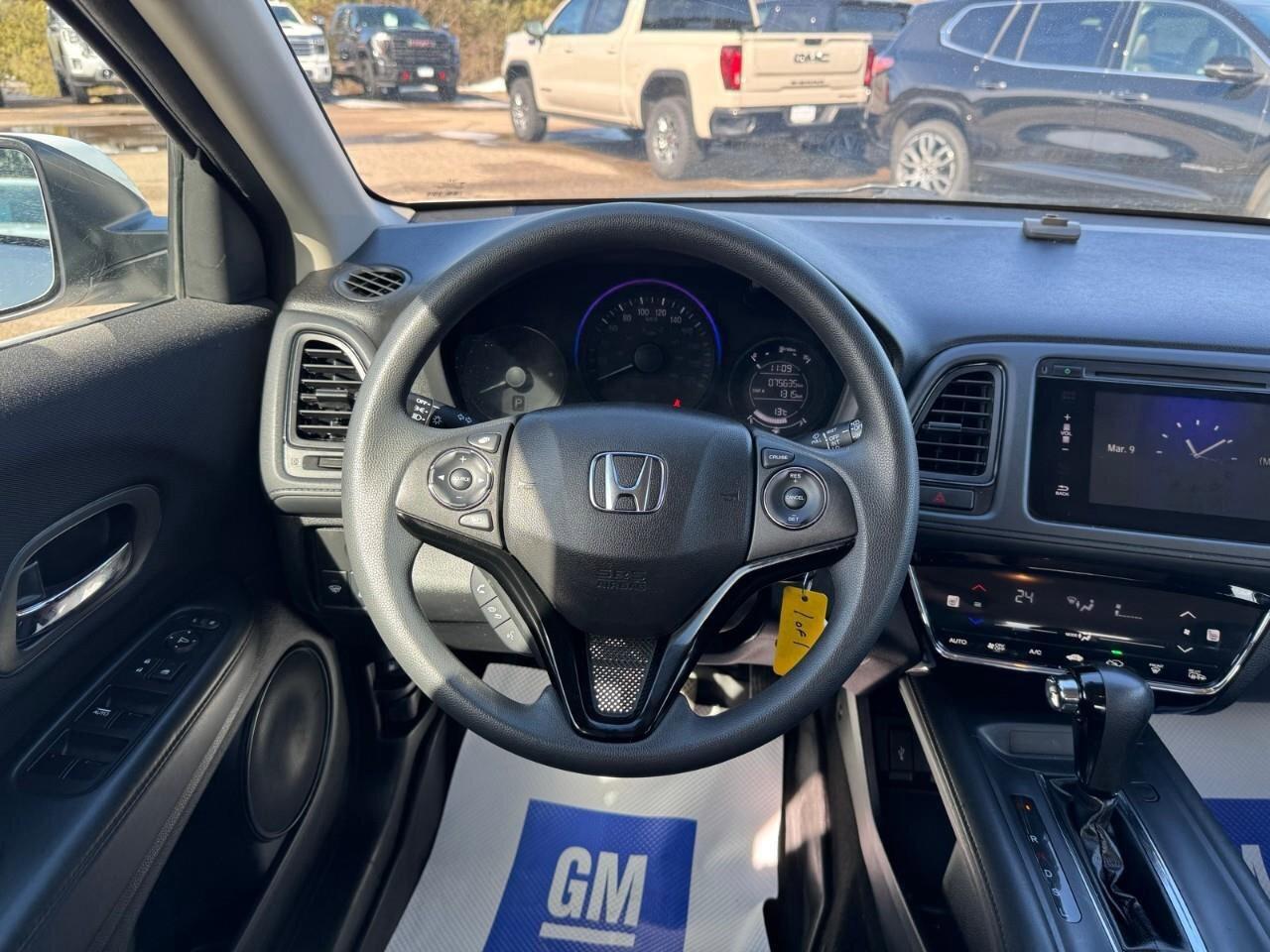 2016 Honda HR-V 4WD 4dr CVT LX Photo