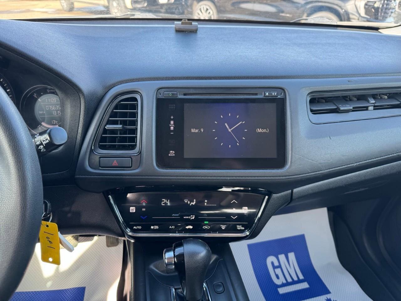 2016 Honda HR-V 4WD 4dr CVT LX Photo