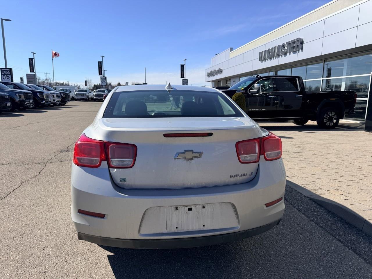 2016 Chevrolet Malibu 4DR SDN LT Photo