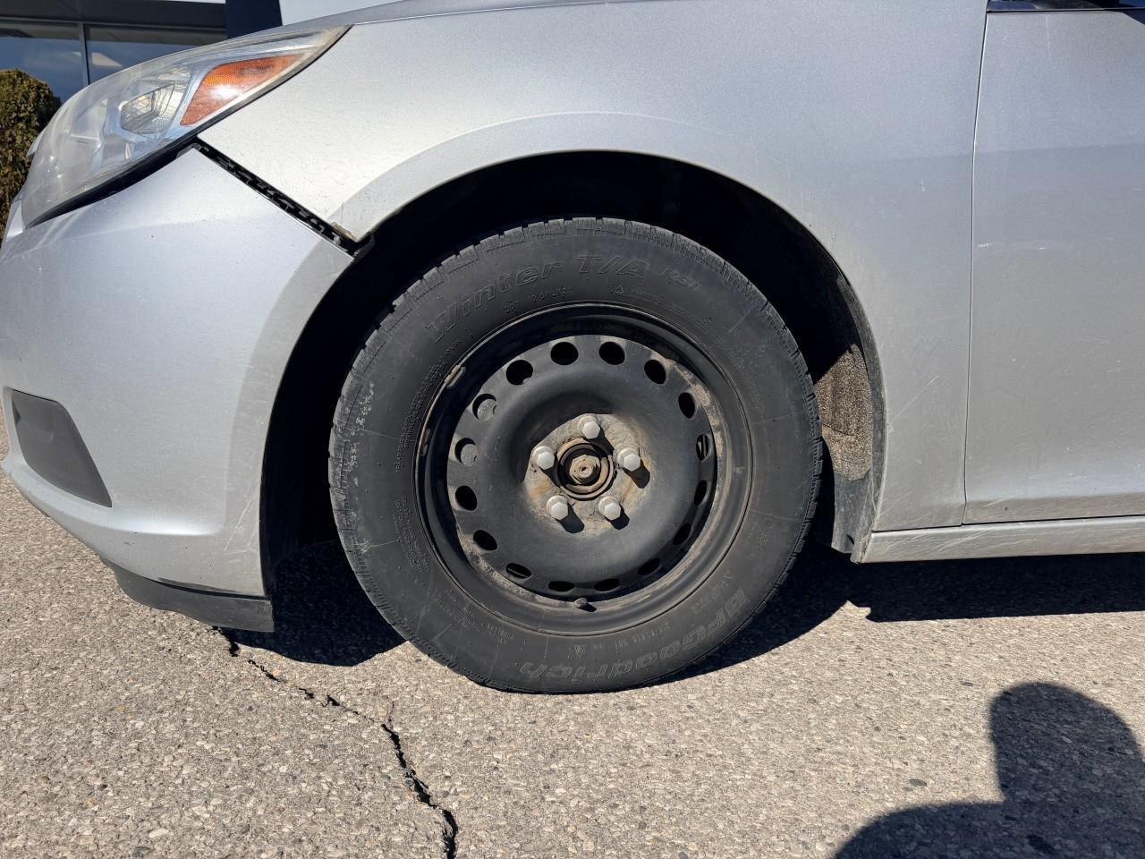 2016 Chevrolet Malibu 4DR SDN LT Photo