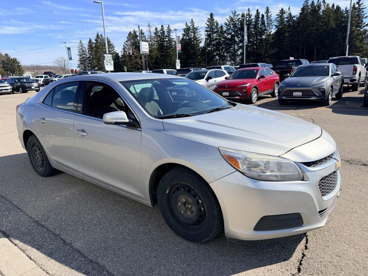 2016 Chevrolet Malibu 4DR SDN LT Photo
