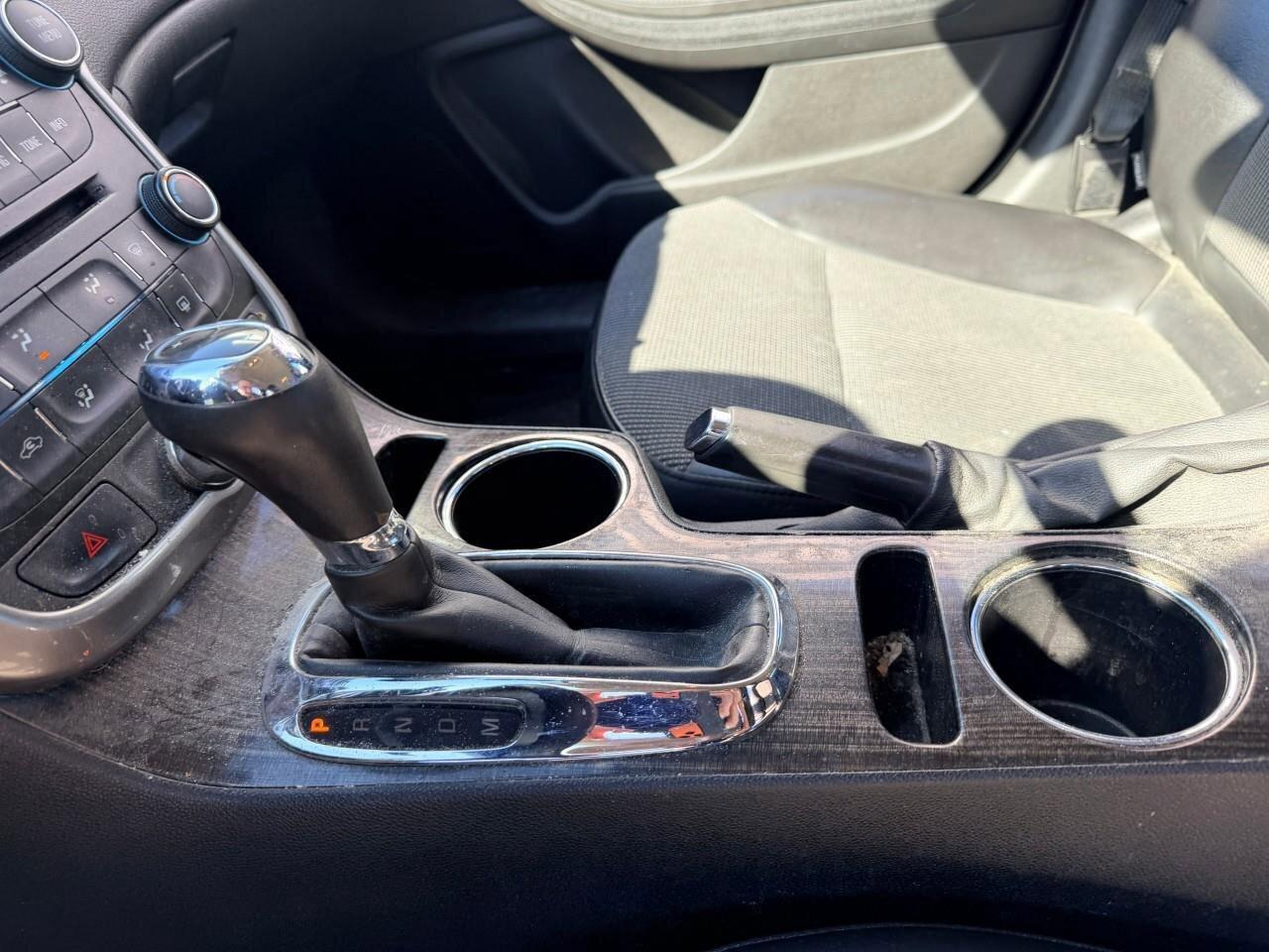 2016 Chevrolet Malibu 4DR SDN LT Photo