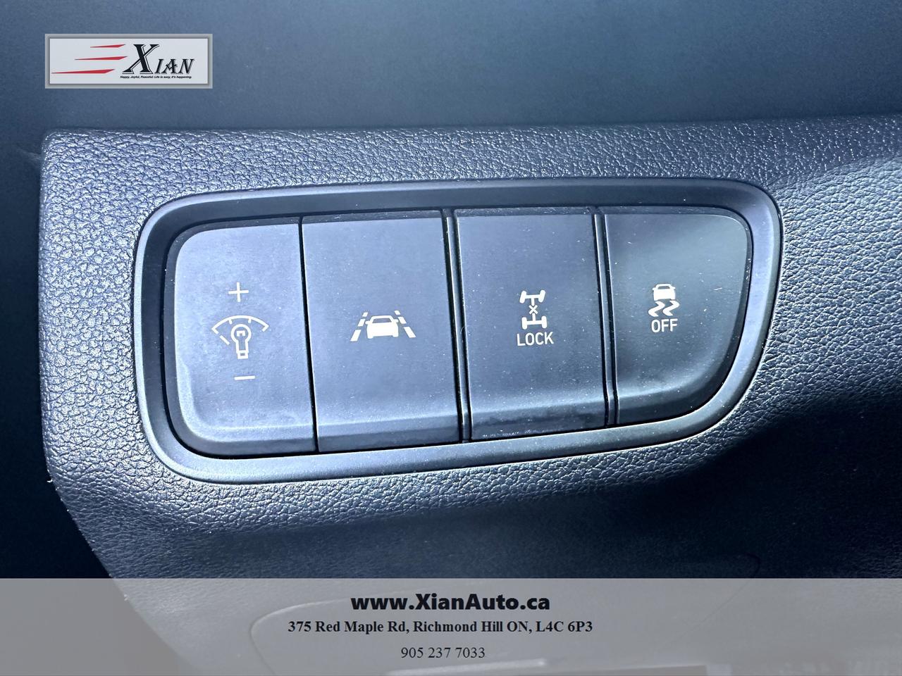 2020 Hyundai Santa Fe 2.4L Essential AWD w-Safety Package Photo