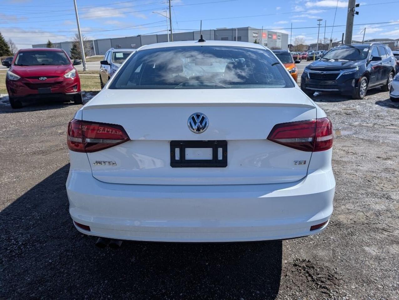 2016 Volkswagen Jetta Sedan 4dr Auto 1.8T Sport PZEV Photo