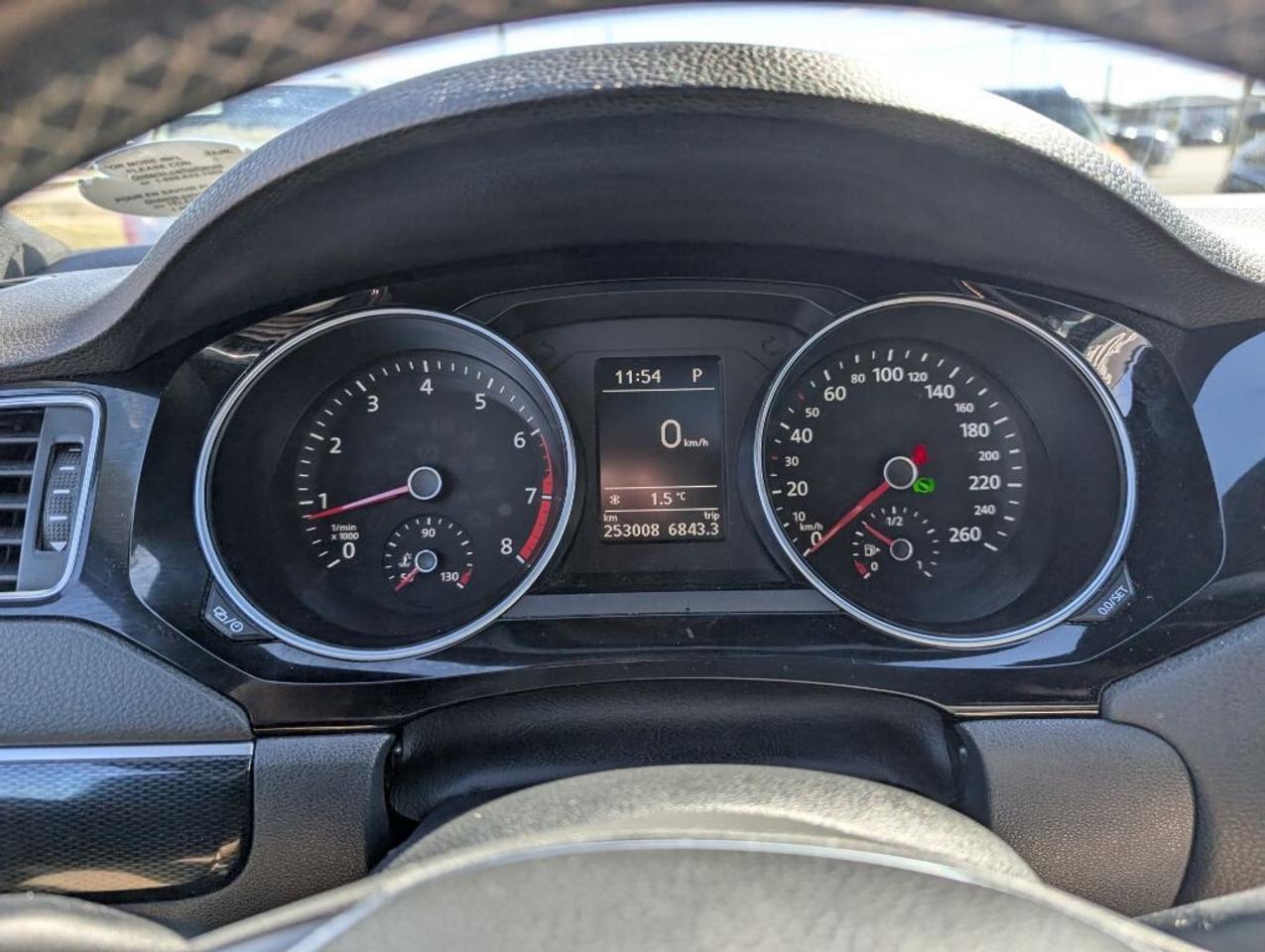 2016 Volkswagen Jetta Sedan 4dr Auto 1.8T Sport PZEV Photo