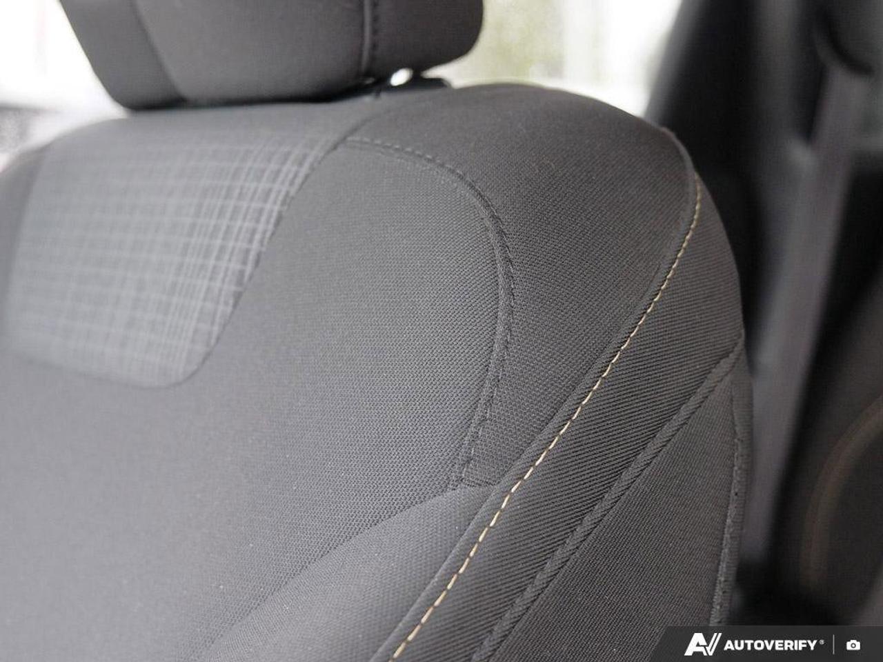 2018 Jeep Cherokee LatitudeLATITUDE, 2.4L 4-CYLINDER, FWD, CLOTH, AST Photo