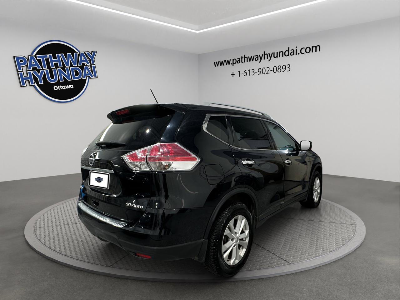 2016 Nissan Rogue SV | Reverse Cam | Heated Seats Photo