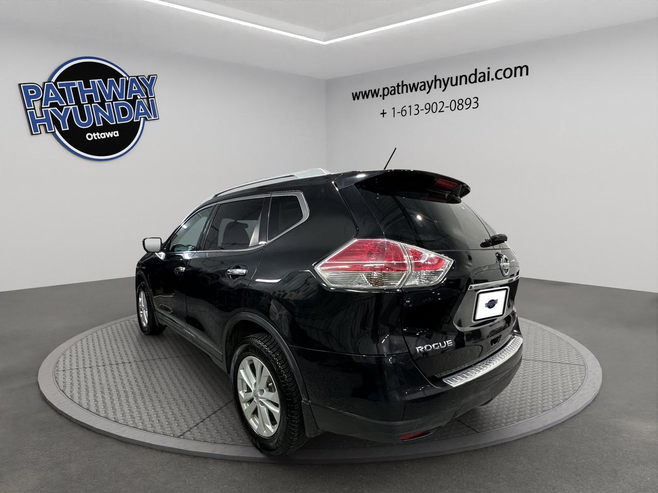 2016 Nissan Rogue SV | Reverse Cam | Heated Seats Photo