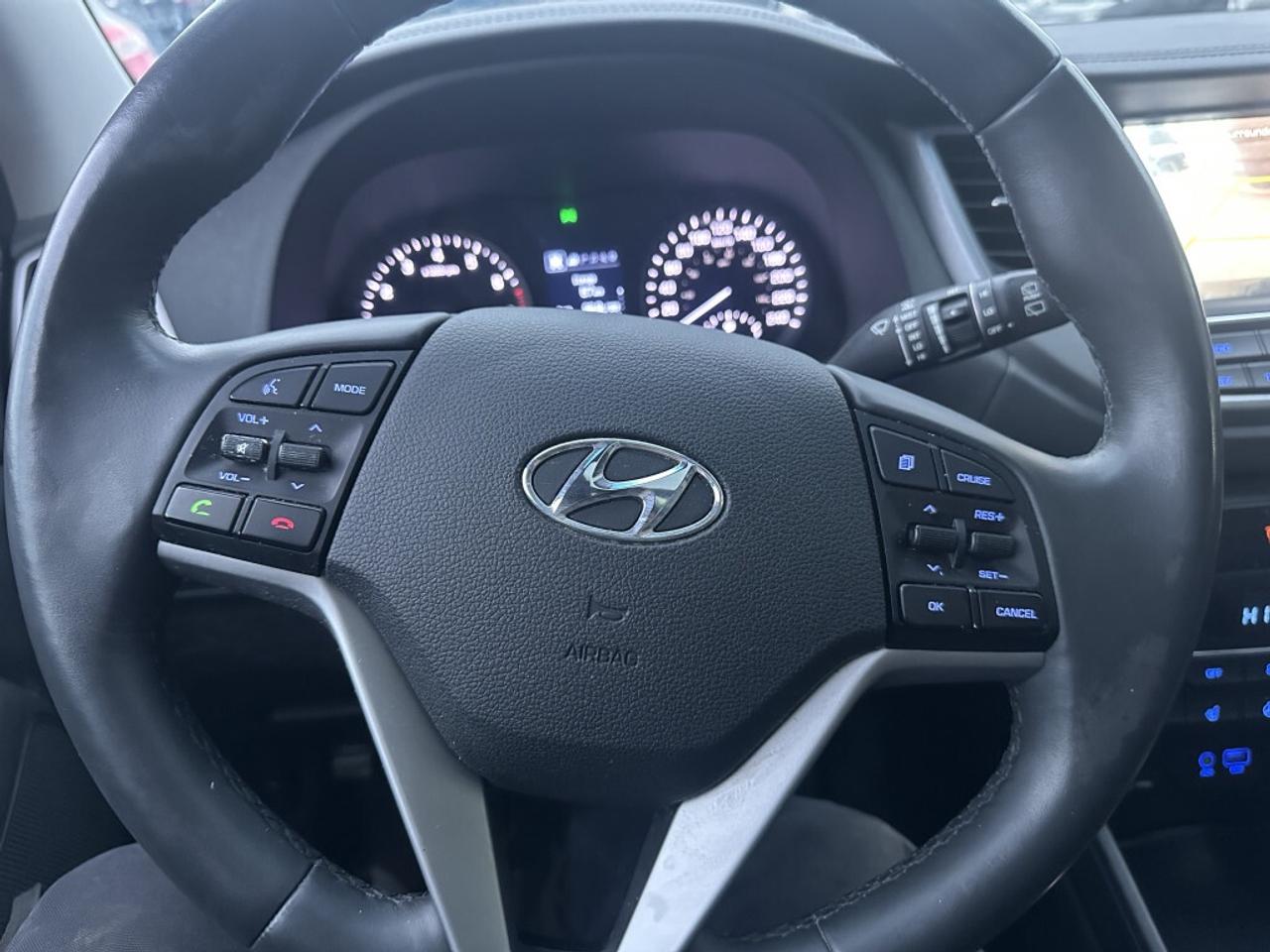 2018 Hyundai Tucson 2.0L Luxury AWD Photo