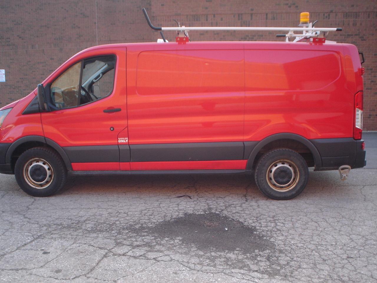 2018 Ford Transit Van T-250 130" Low Rf 9000 GVWR Swing-Out RH Dr Photo