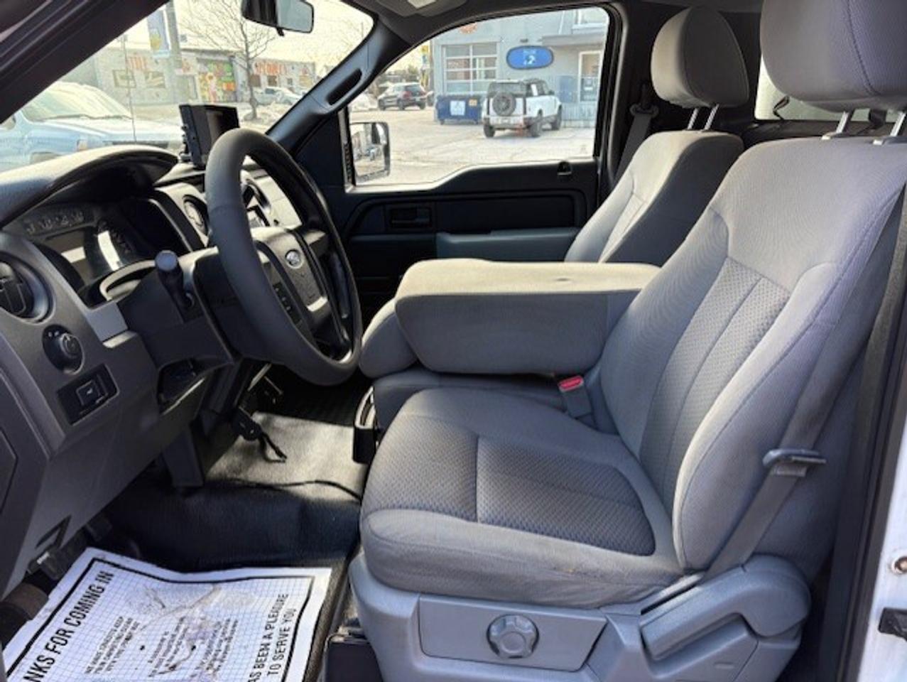 2011 Ford F-150 V6 ONLY 58,000KM-LONG BOX-LEER CAP-CAMERA-TOW PKG! Photo