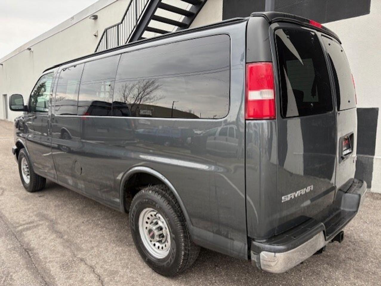 2017 GMC Savana Passenger LT 2500 12 PASSENGER-CAMERA-CERTIFIED-10 TO CHOOSE Photo2