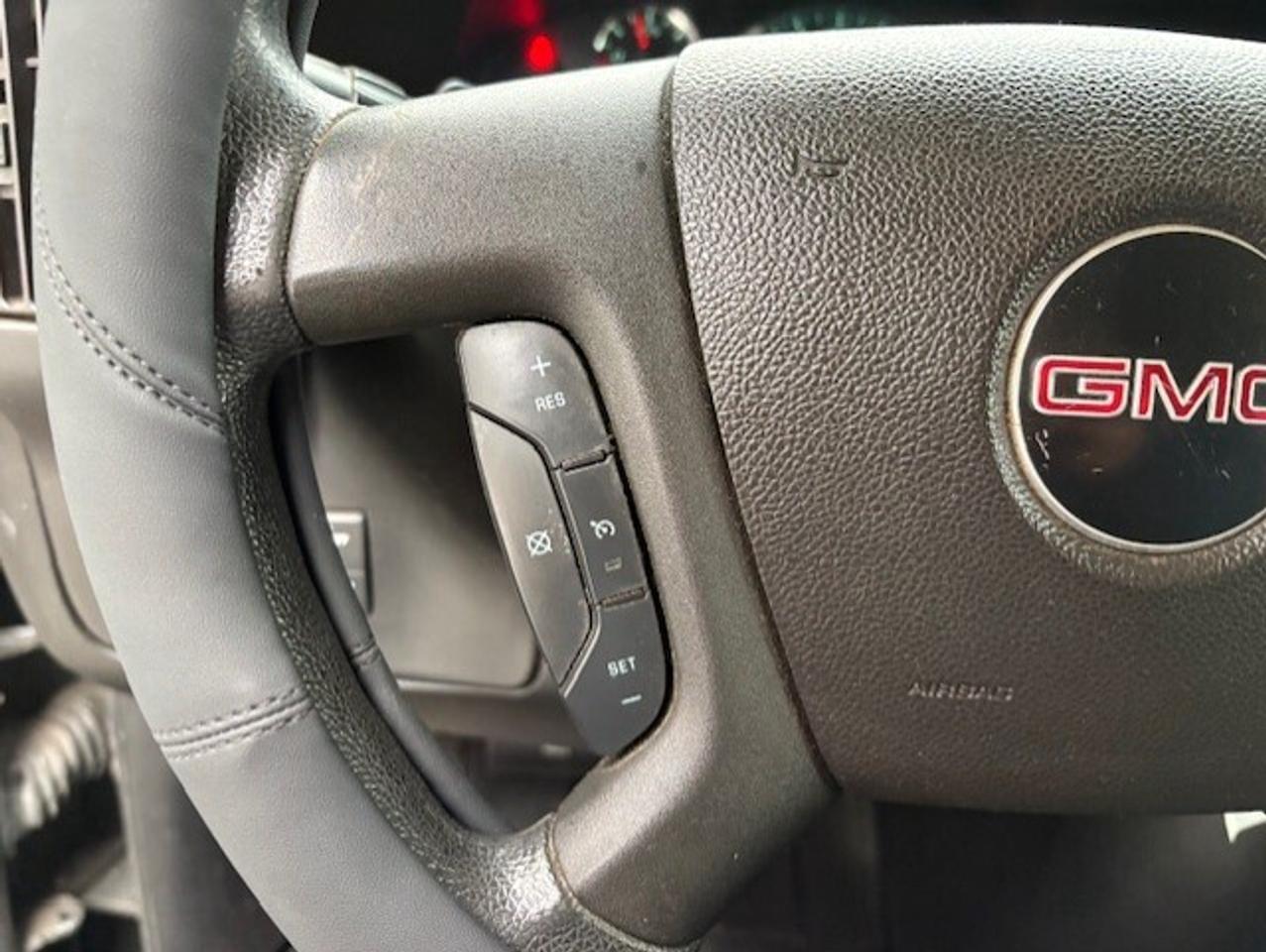 2017 GMC Savana Passenger LT 2500 12 PASSENGER-CAMERA-CERTIFIED-10 TO CHOOSE Photo