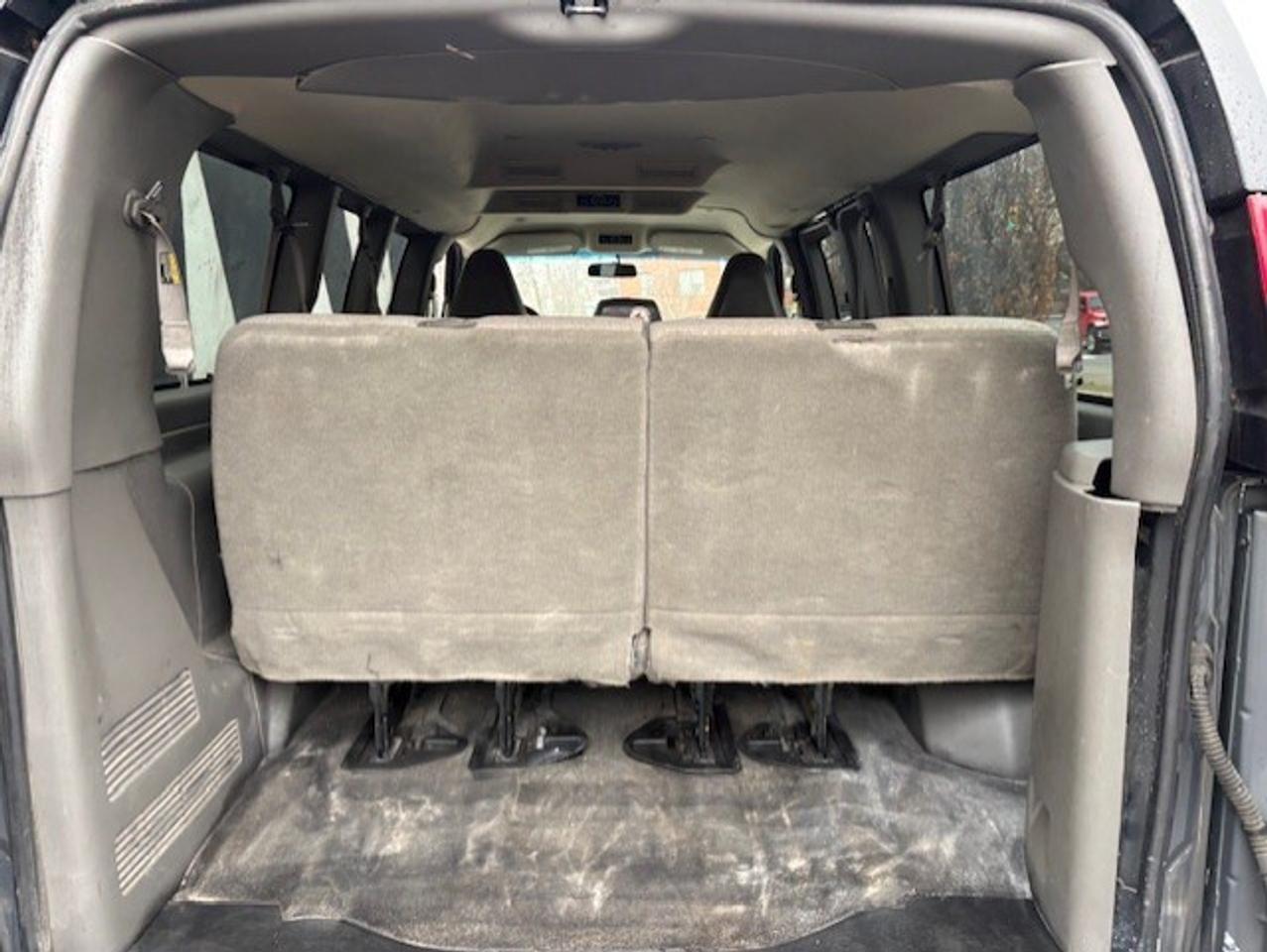 2017 GMC Savana Passenger LT 2500 12 PASSENGER-CAMERA-CERTIFIED-10 TO CHOOSE Photo