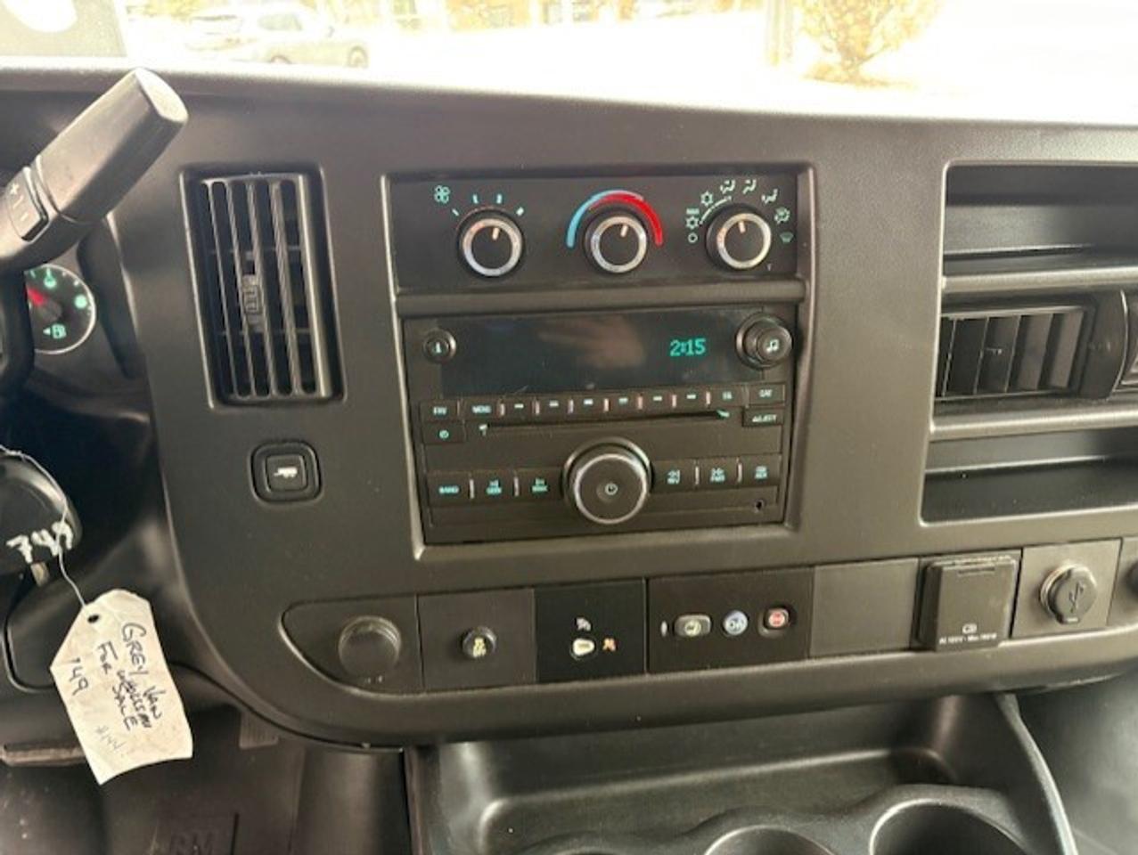 2017 GMC Savana Passenger LT 2500 12 PASSENGER-CAMERA-CERTIFIED-10 TO CHOOSE Photo