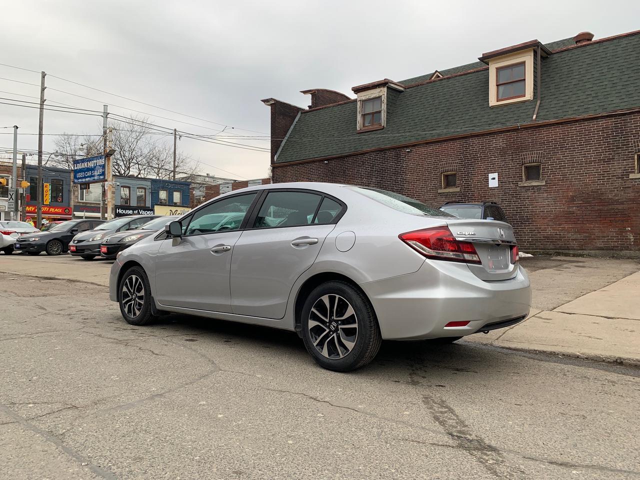 2015 Honda Civic Sedan 4dr Auto EX Photo2