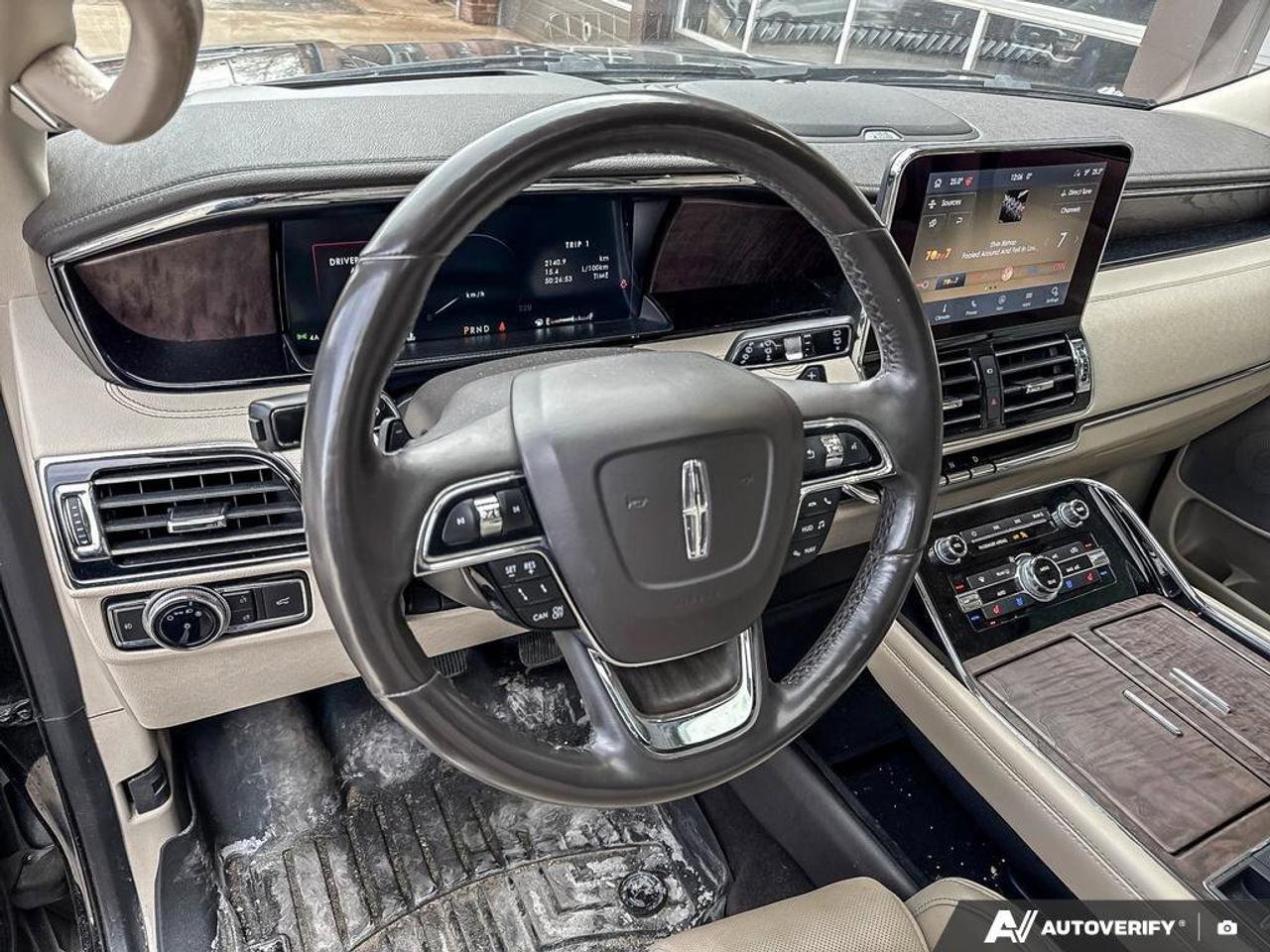 2020 Lincoln Navigator Reserve   MOONROOF   LEATHER   NAV Photo