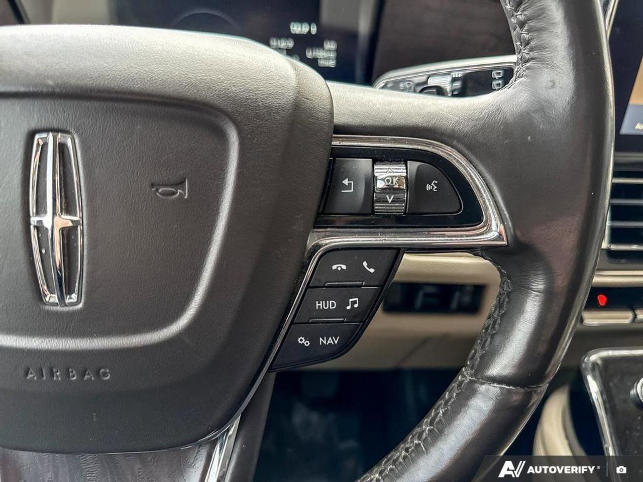 2020 Lincoln Navigator Reserve   MOONROOF   LEATHER   NAV Photo