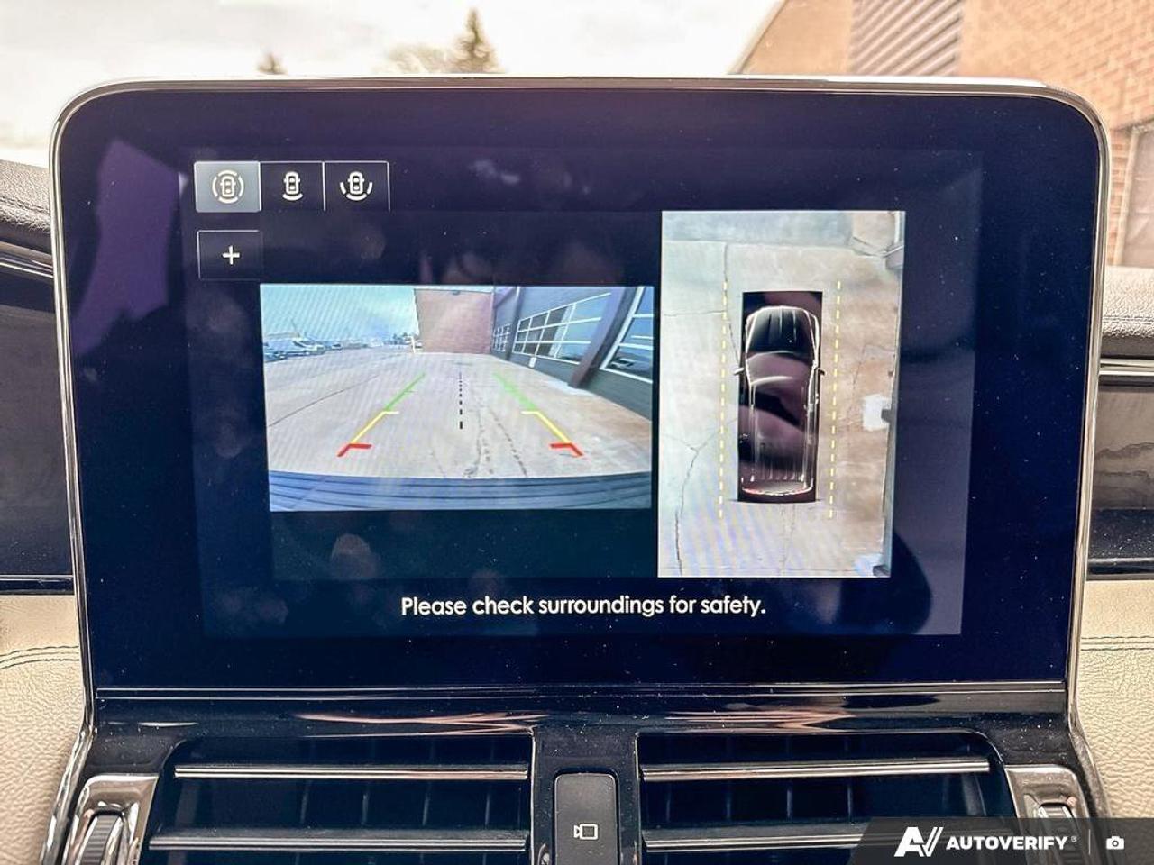 2020 Lincoln Navigator Reserve   MOONROOF   LEATHER   NAV Photo