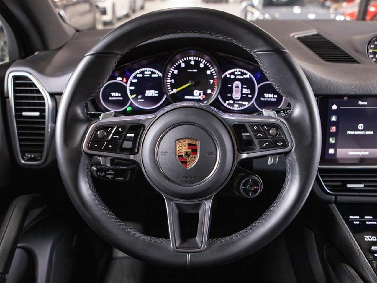 2022 Porsche Cayenne E-Hybrid Photo